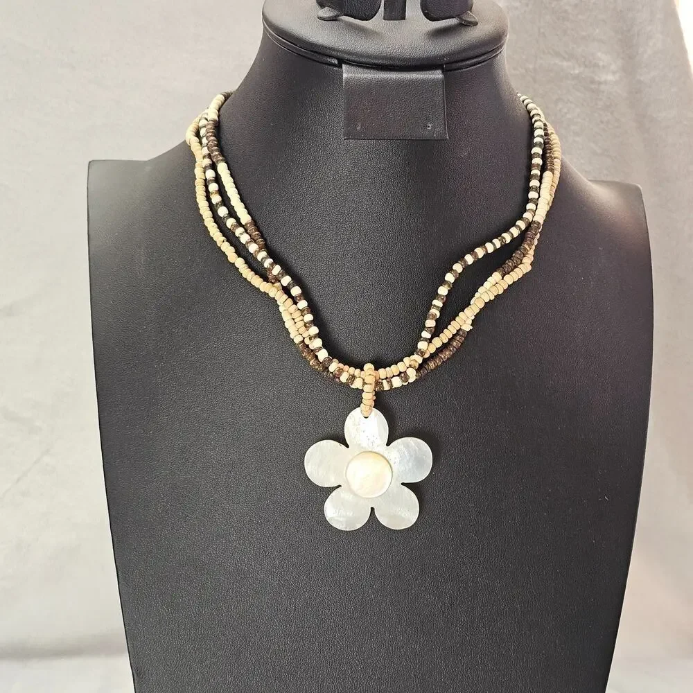 Vintage Multi-Strand Wood Bead Necklace Mother of Pearl MOP Flower Pendant Boho